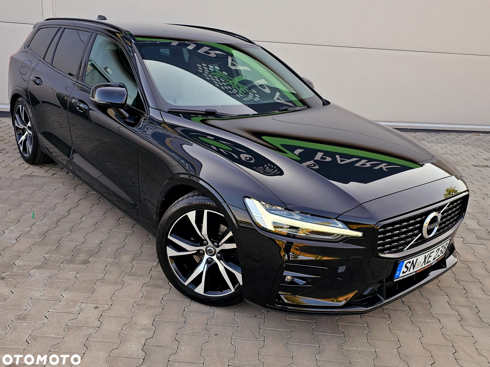 Volvo V60 B4 D Geartronic RDesign - 10