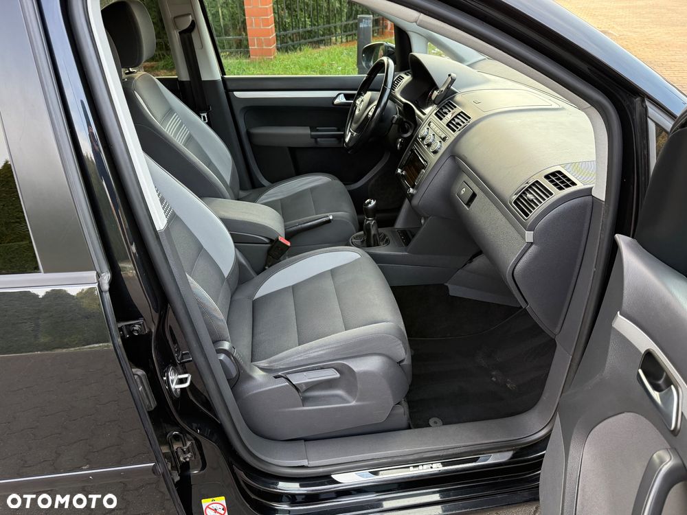 Volkswagen Touran 2.0 TDI DPF Comfortline - 17