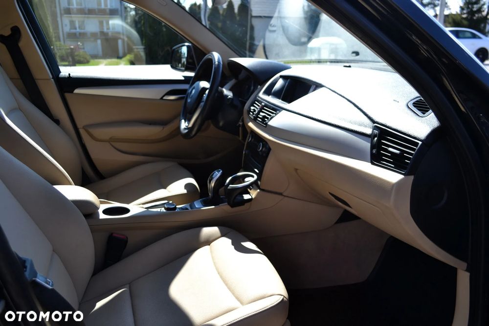 BMW X1 xDrive18d Sport Line - 9