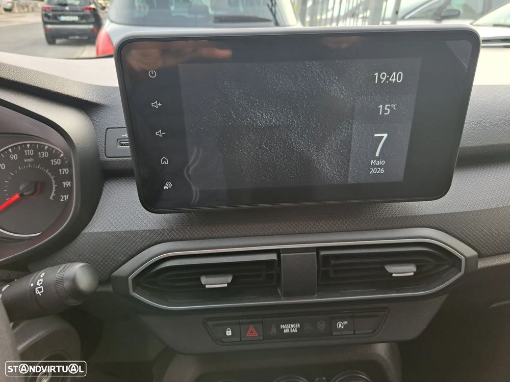 Dacia Sandero 1.0 SCe Essential - 19