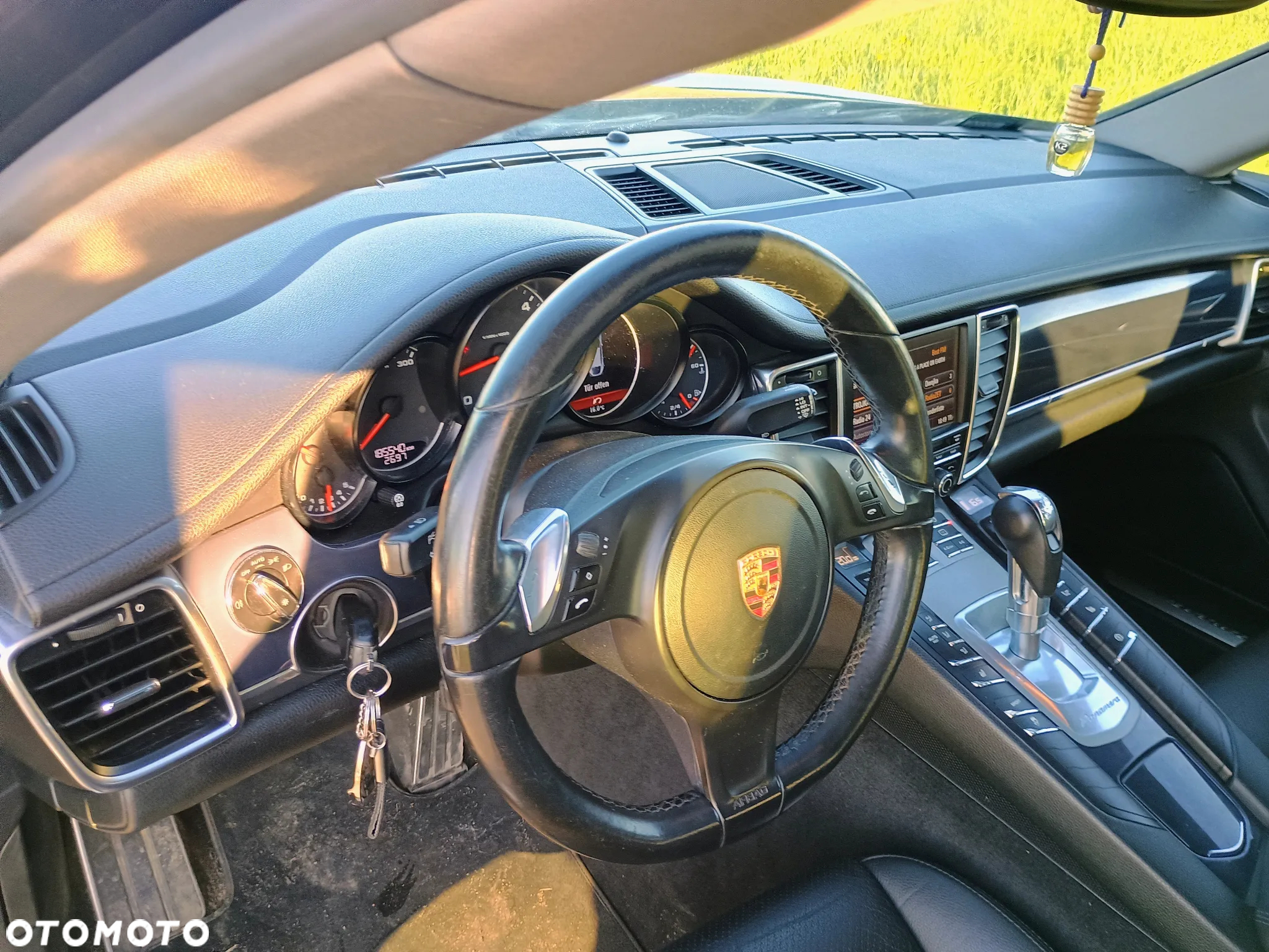 Porsche Panamera - 14