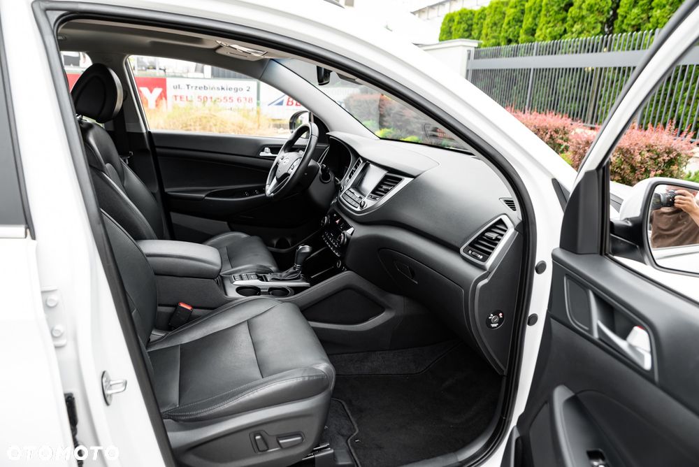 Hyundai Tucson 2.0 CRDi Premium 4WD - 25