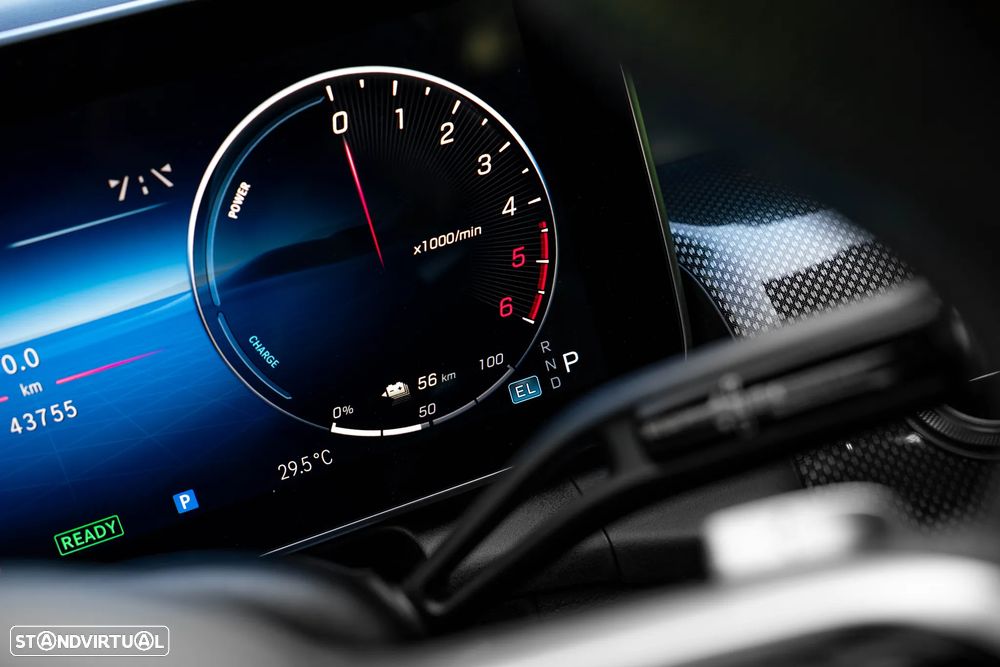 Mercedes-Benz GLC 300 de Coupe 4Matic 9G-TRONIC AMG Line Advanced - 36