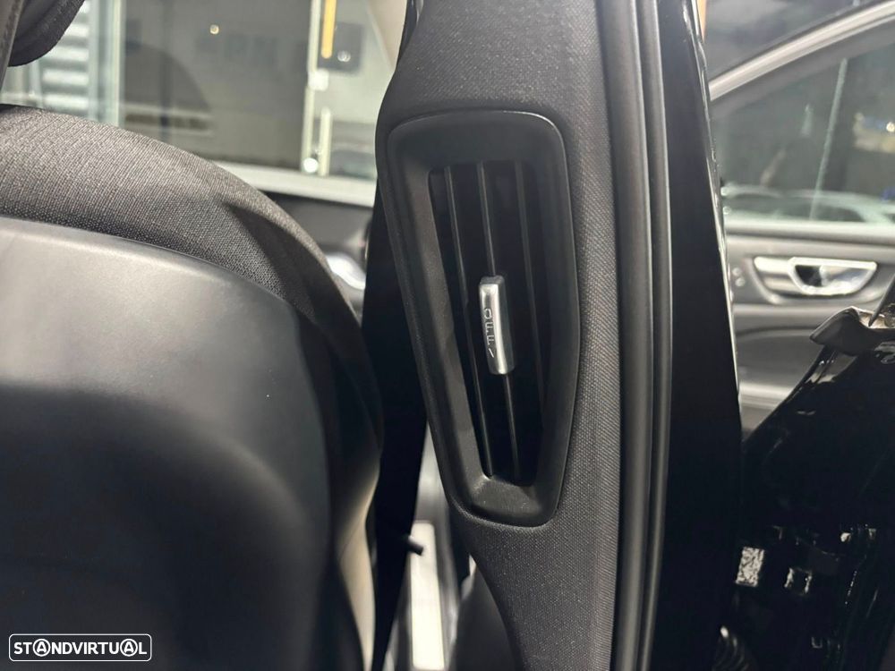 Volvo V60 2.0 T6 AWD TE Inscription Expression - 19