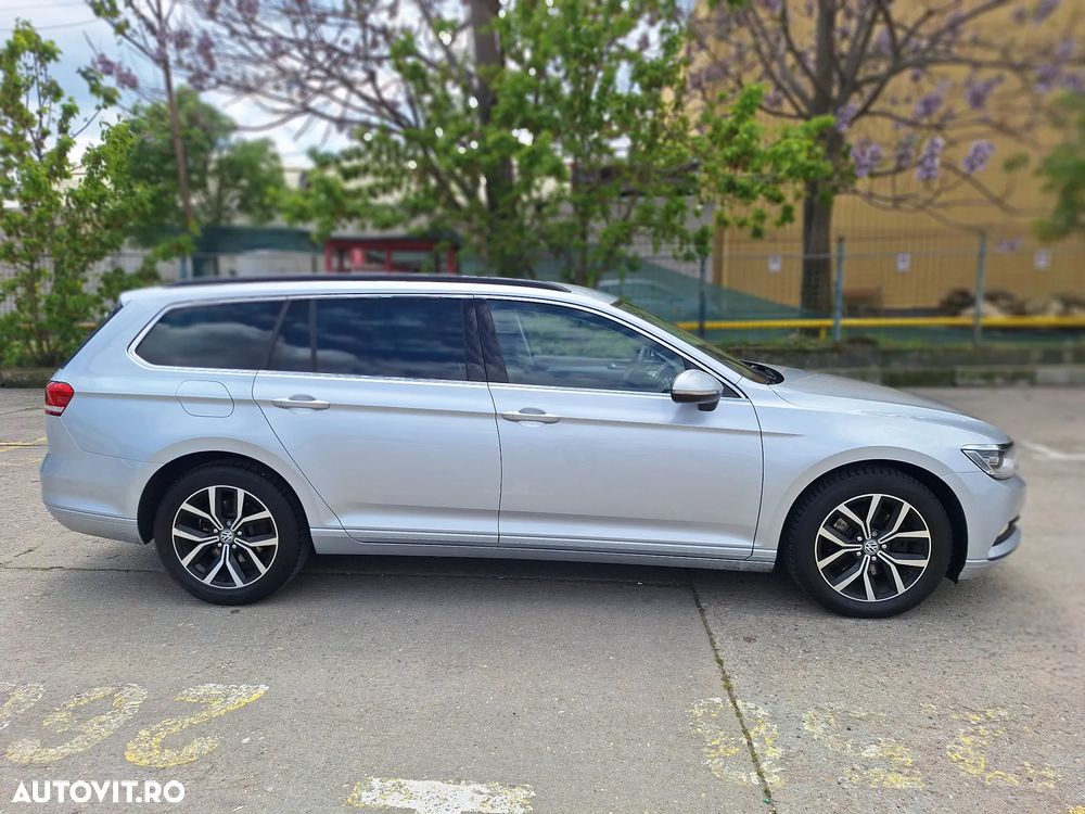 Volkswagen Passat 2.0 TDI (BlueMotion Technology) Highline - 24