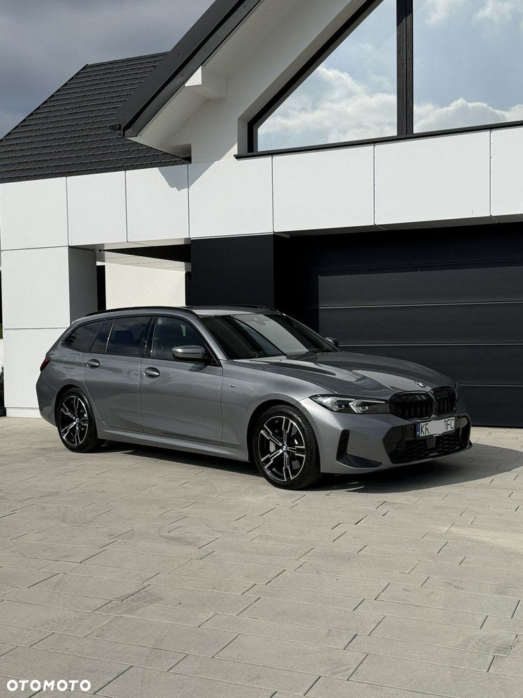 BMW Seria 3 330i xDrive M Sport sport - 23