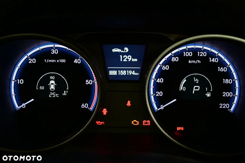 Hyundai ix35 2.0 CRDi 4WD Automatik Premium - 27