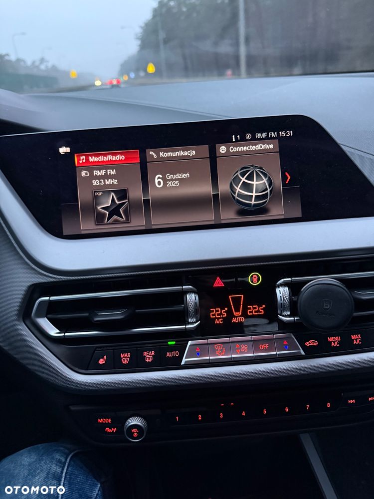 BMW Seria 1 118i - 15