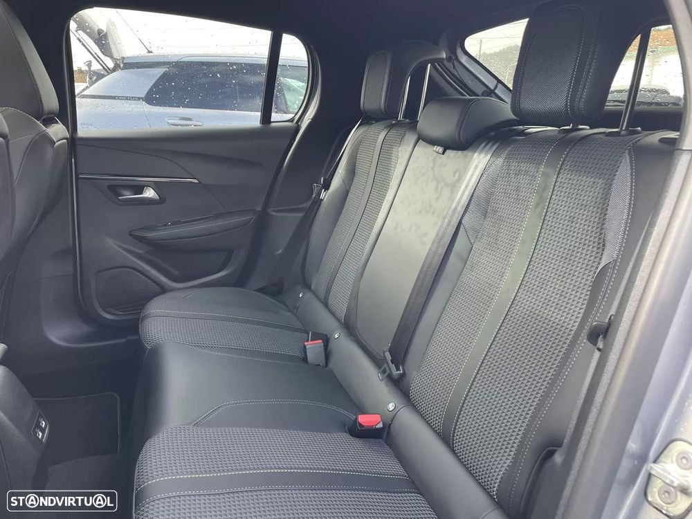 Peugeot e-208 50 kWh GT - 42