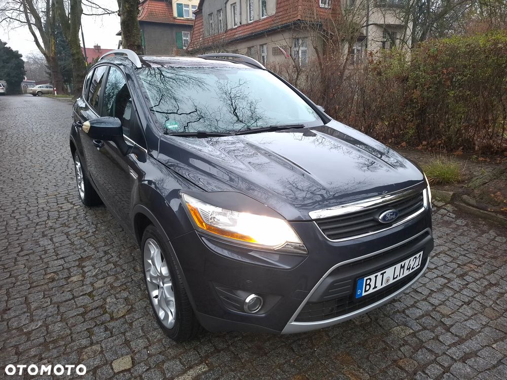 Ford Kuga 2.5 4x4 Titanium - 3
