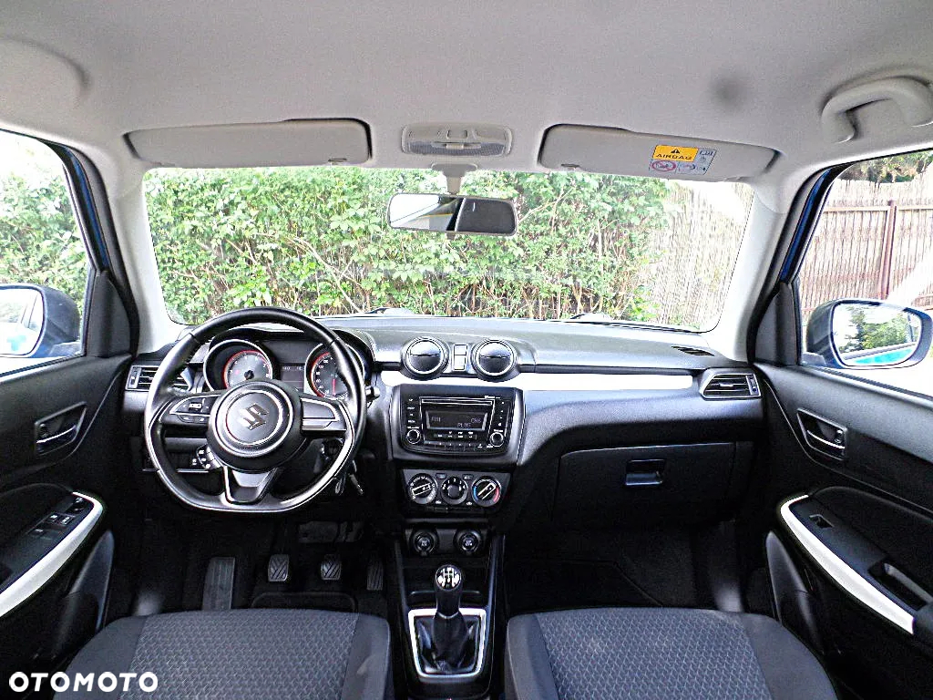 Suzuki Swift 1.2 Premium - 7