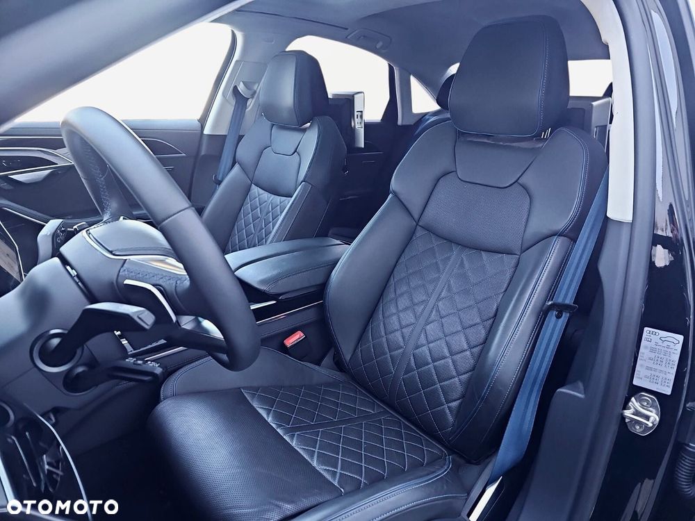 Audi A8 - 18