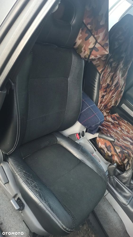 Mitsubishi Pajero Sport - 17