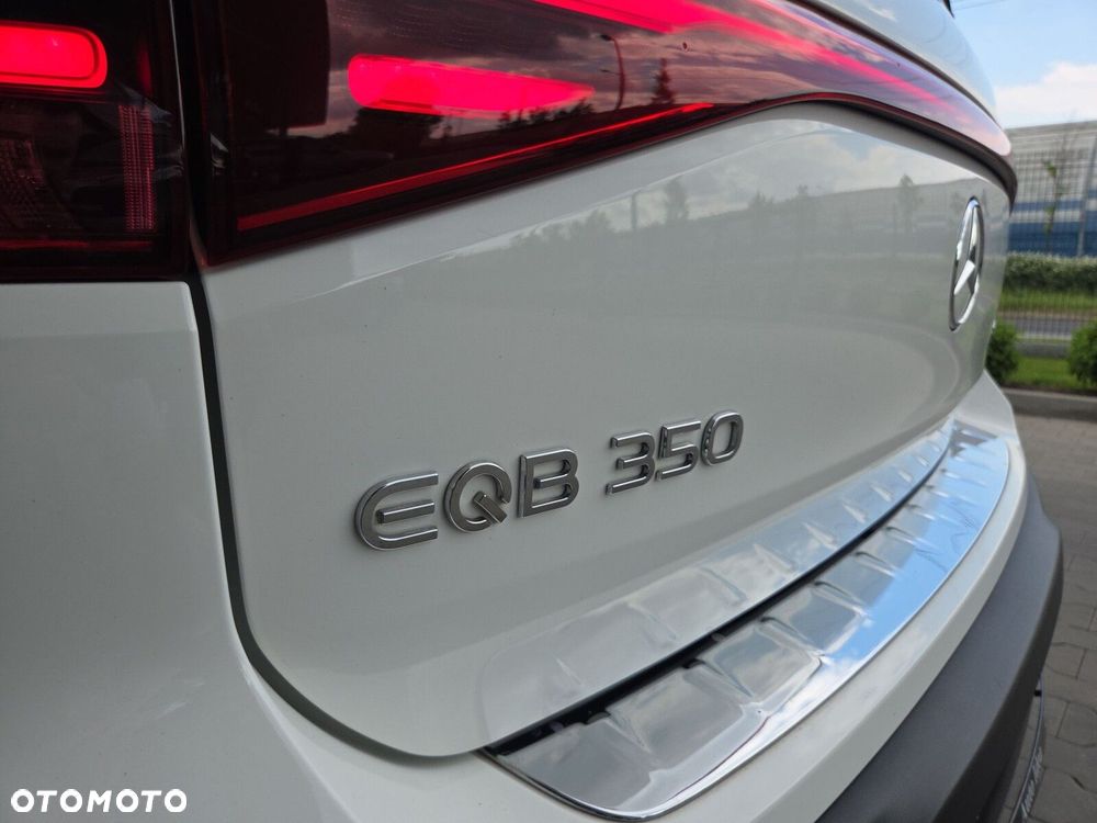 Mercedes-Benz EQB - 20