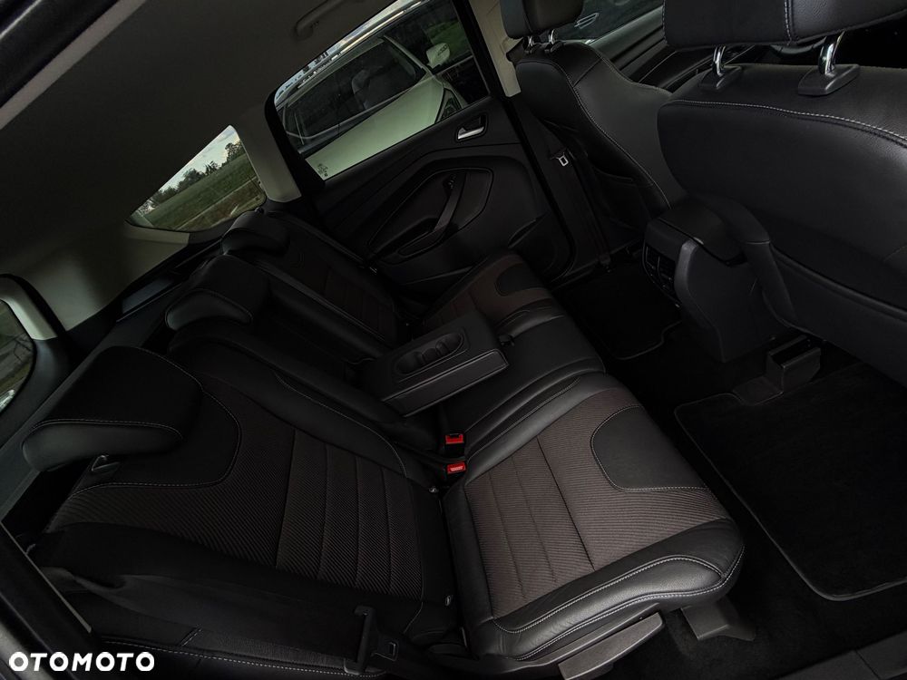 Ford Kuga 2.0 TDCi 4WD Titanium Plus - 25