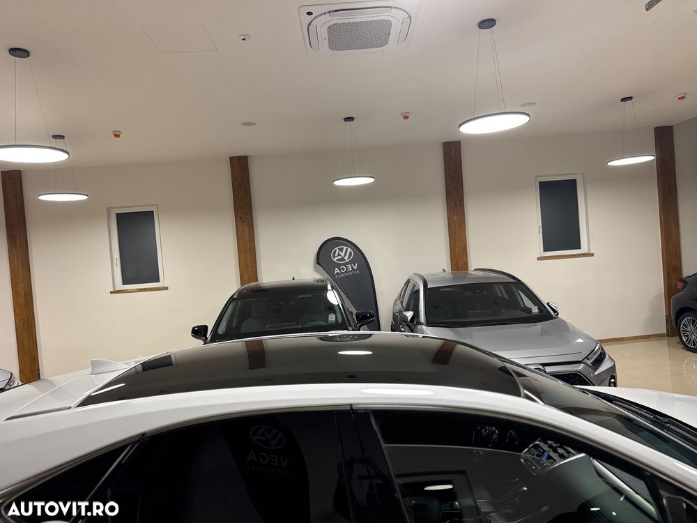 Lexus Seria NX 300h AWD F Sport - 32