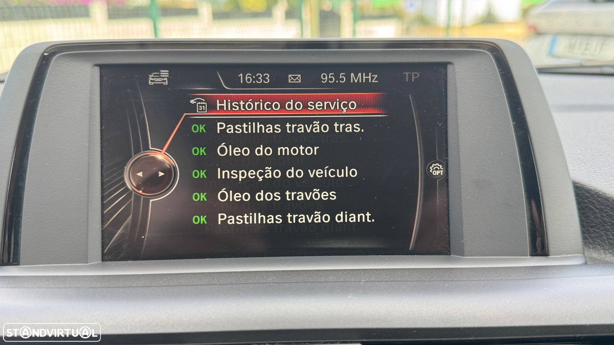 BMW 116 - 24