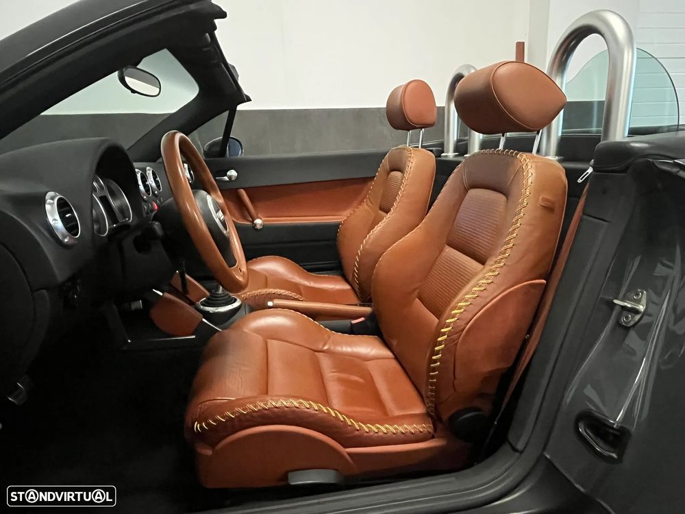 Audi TT Coupé 1.8 T quattro - 17