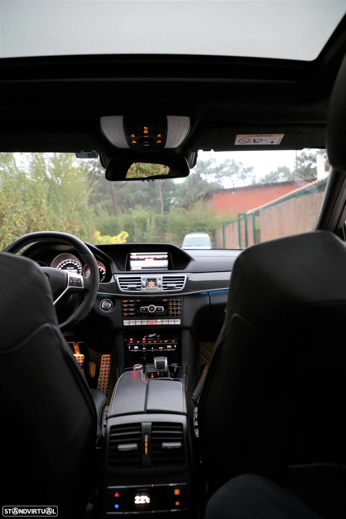 Mercedes-Benz E 63 AMG S 4Matic Speedshift MCT - 14