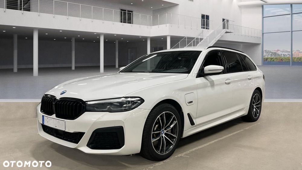 BMW Seria 5 530e xDrive - 1