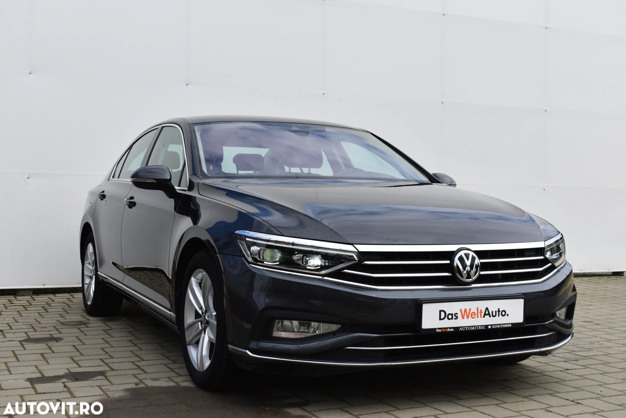 Volkswagen Passat 2.0 TDI SCR 4Mot DSG Highline - 2