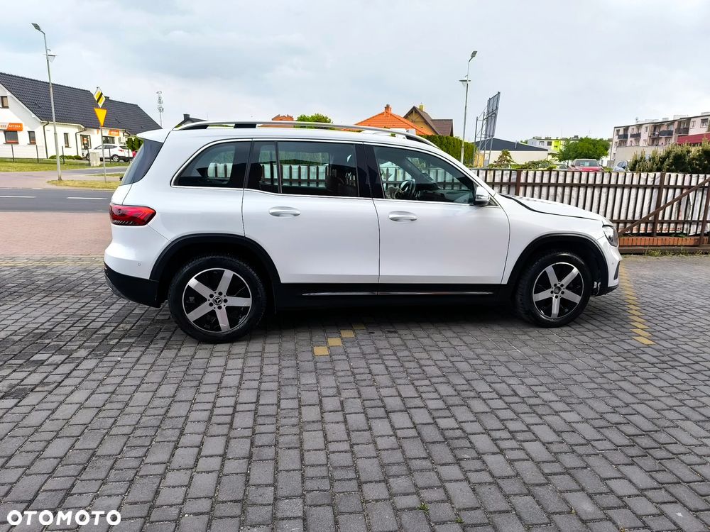 Mercedes-Benz GLB - 2