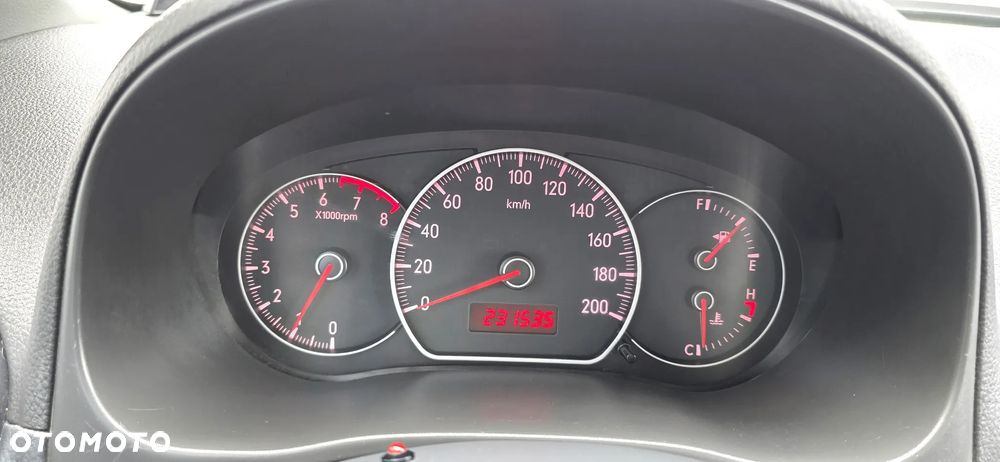 Suzuki SX4 1.6 GLX / Comfort - 9