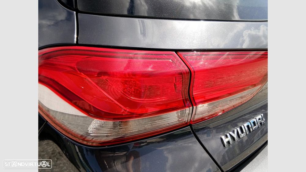 Hyundai i30 1.0 T-GDI Style Plus — fotografia 9