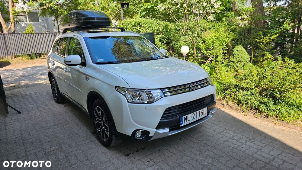 Mitsubishi Outlander Instyle NAVI - 2