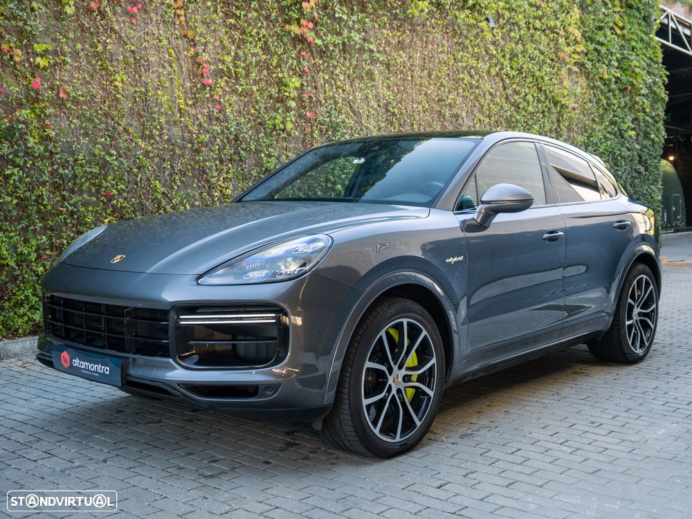 Porsche Cayenne Coupé Turbo S E-Hybrid - 4