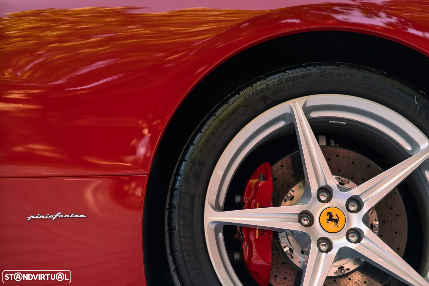 Ferrari 458 - 8