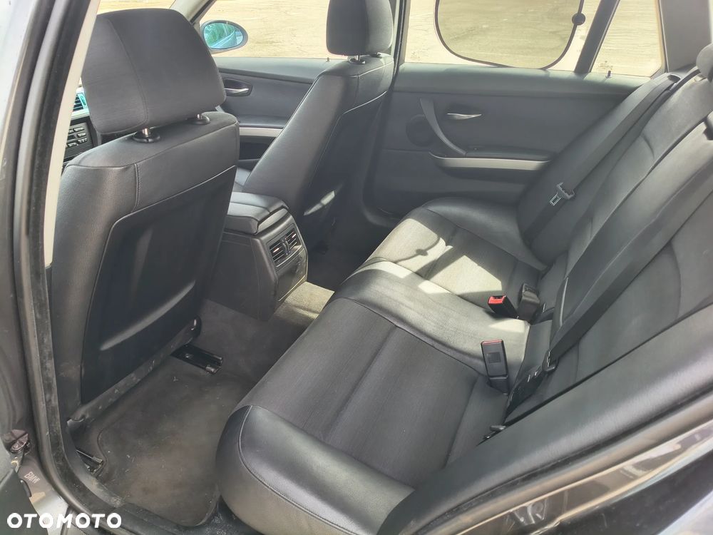 BMW Seria 3 - 20