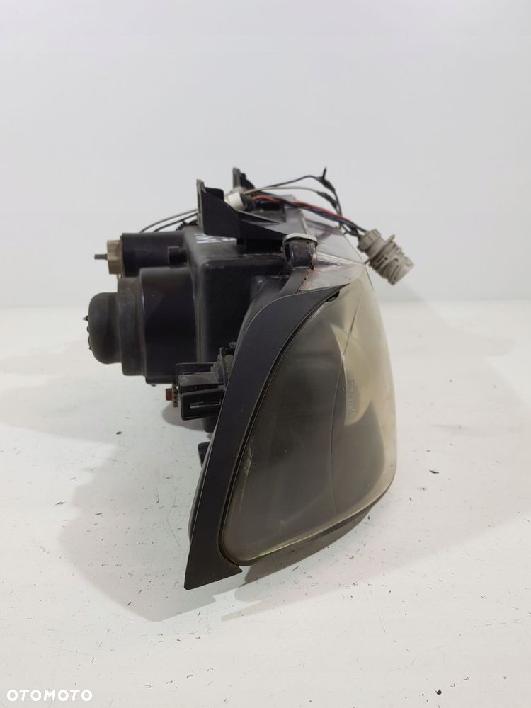 lampa prawy przód bmw e36 mpakiet czarna ringi - 5