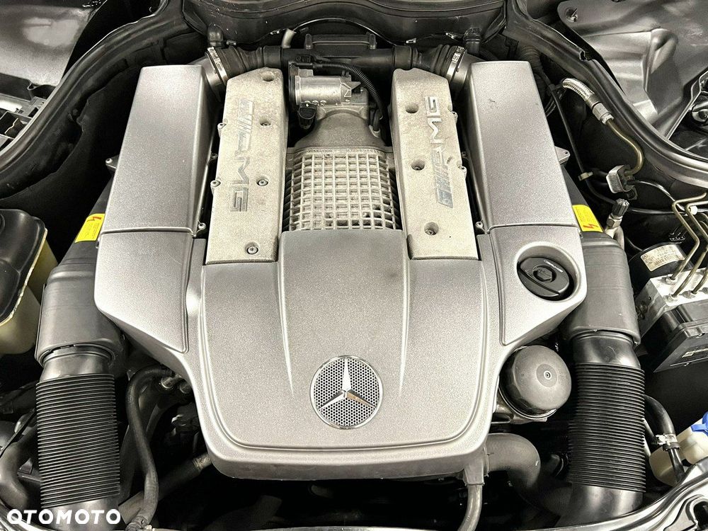 Mercedes-Benz Klasa C 32 AMG - 39
