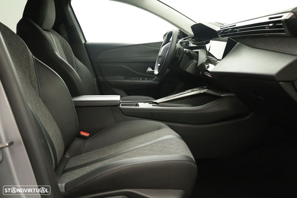Peugeot 408 1.6 Hybrid Allure e-EAT8 - 21