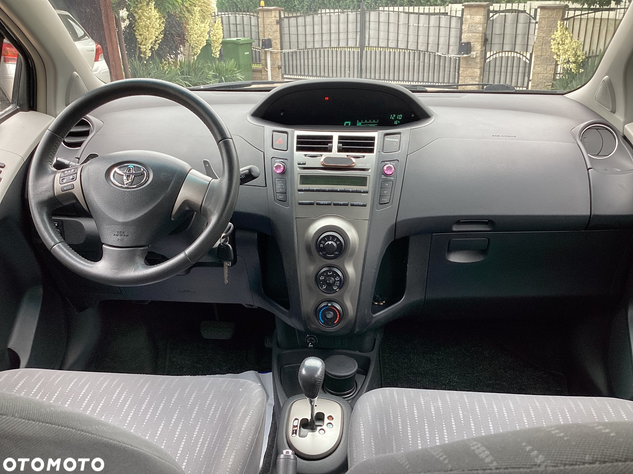 Toyota Yaris 1.33 VVT-i Multi Mode Sol - 23