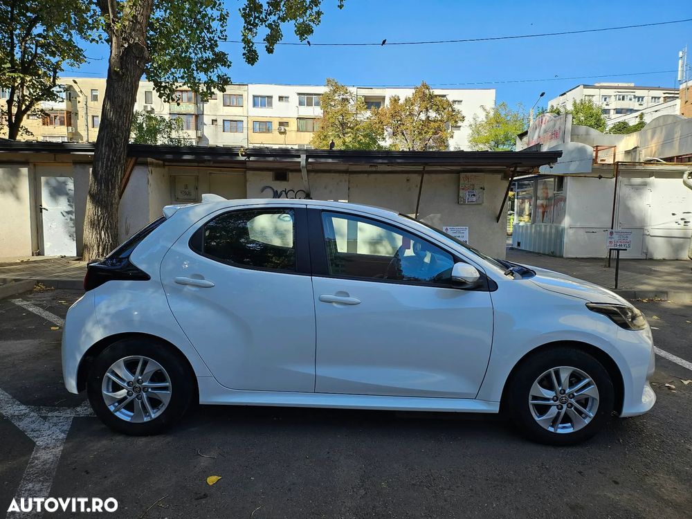 Toyota Yaris 1.5 MT Dynamic - 8