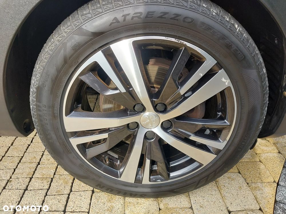 Peugeot 5008 BlueHDi 150 Allure - 27