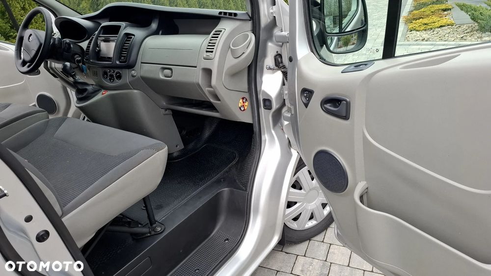 Opel VIVARO - 17