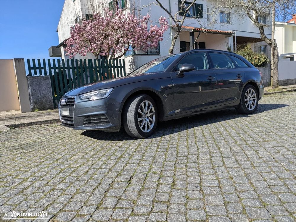 Audi A4 2017 photo 3