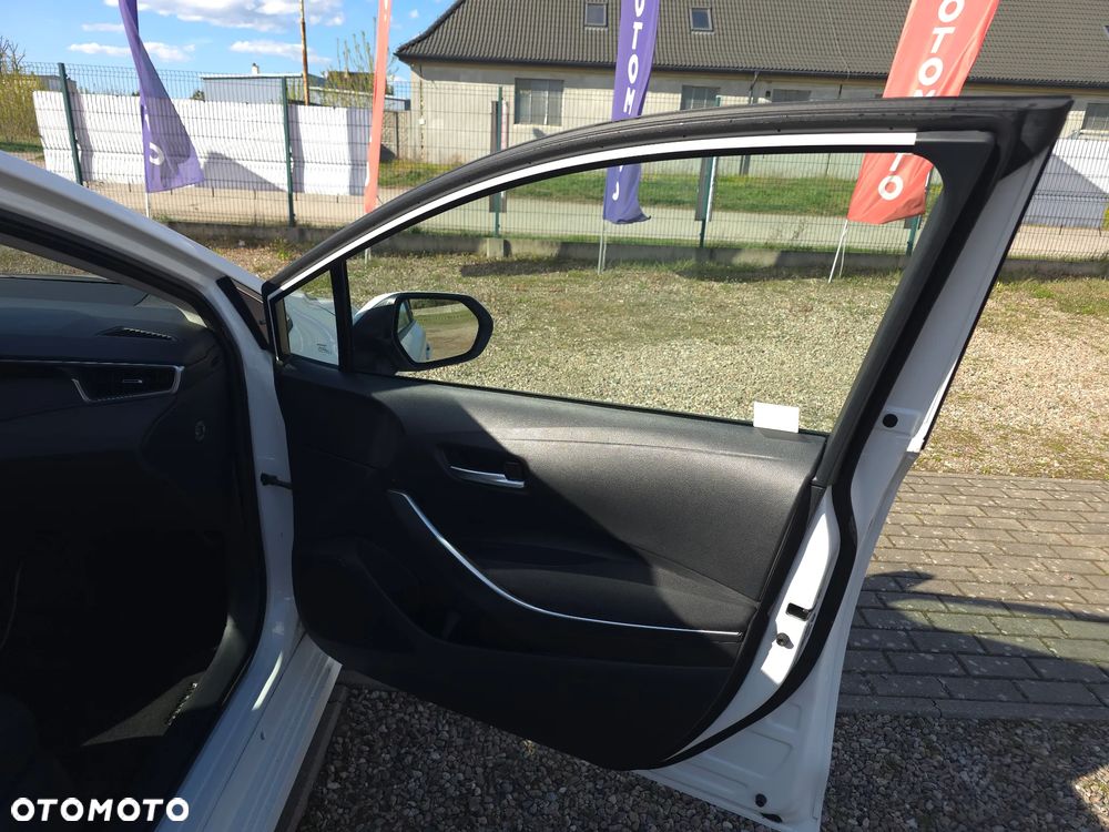 Toyota Corolla 1.8 Hybrid Comfort - 14
