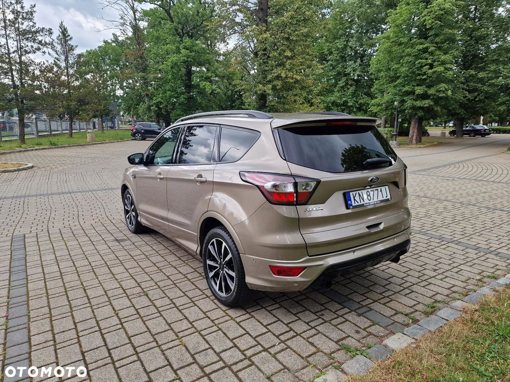 Ford Kuga 2.0 TDCi 2x4 ST-Line - 8