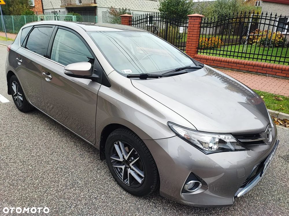 Toyota Auris - 8