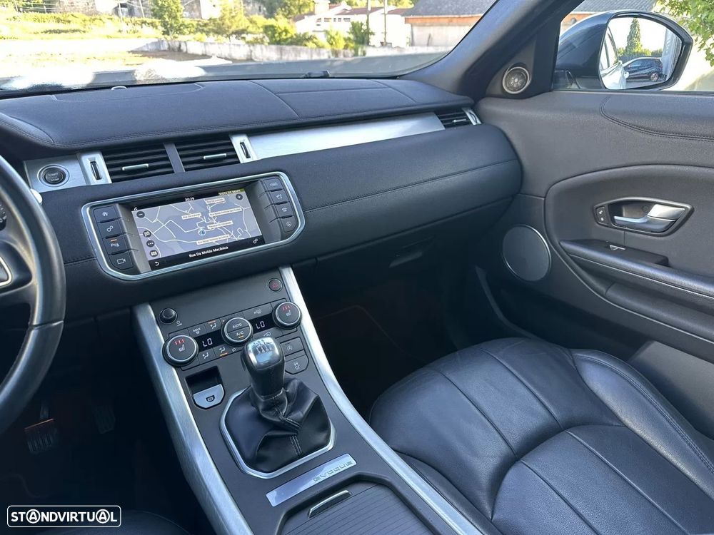 Land Rover Range Rover Evoque 2.0 D150 R-Dynamic - 32