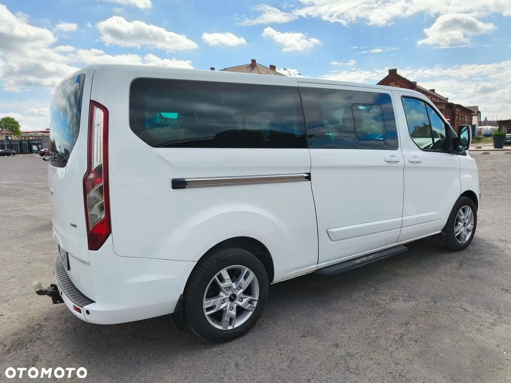 Ford Tourneo Custom 300 L2H1 VA Titanium - 6