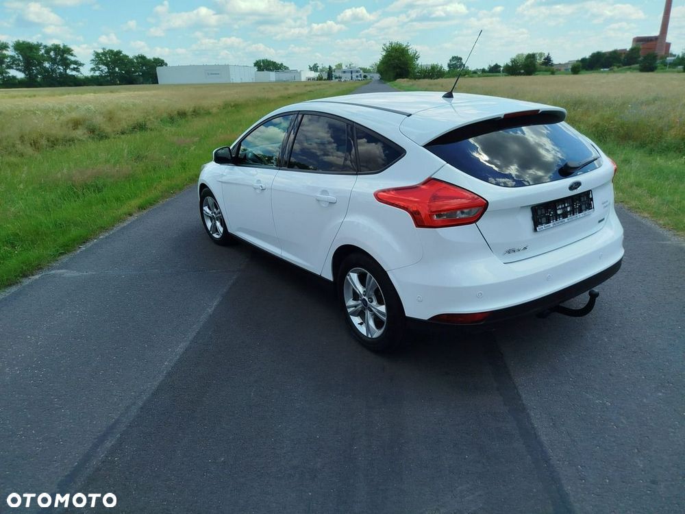 Ford Focus - 8
