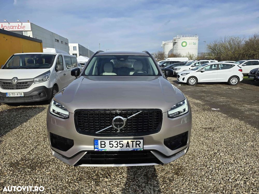 Volvo XC 90 - 1