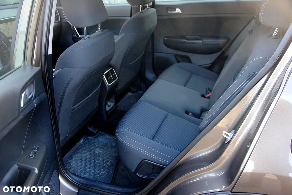 Kia Sportage 1.7 CRDI 2WD Vision - 11