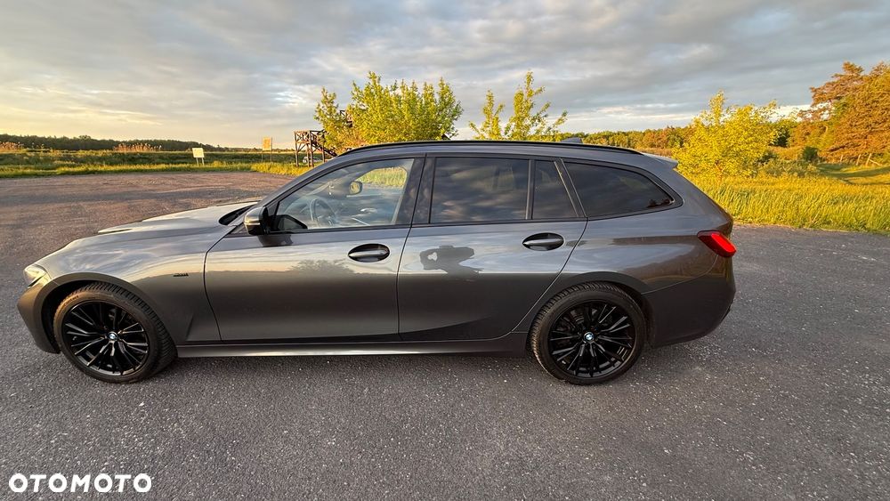 BMW Seria 3 - 26
