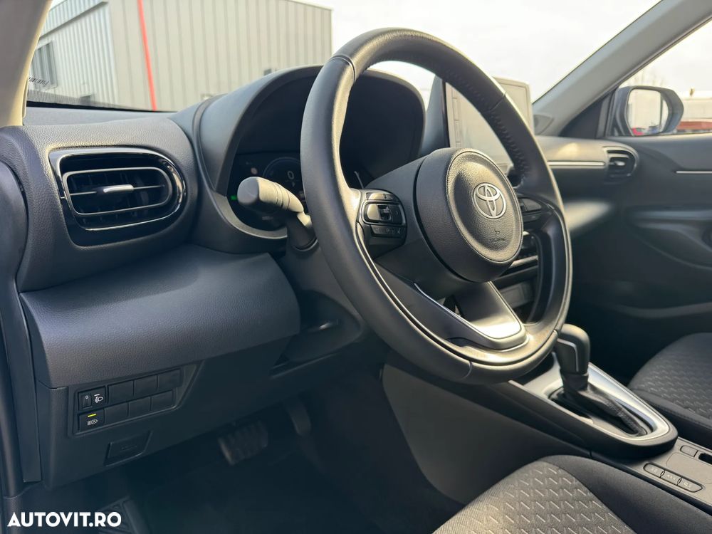 Toyota Yaris Cross 1.5 VVT-i HSD 116 4x2 HEV Active - 12